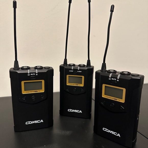 Wireless Microphone System - Picture 2 of 3